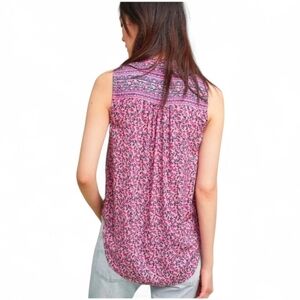 MAEVE / ANTHROPOLOGIE Petunia Pintuck Floral Tank - Medium